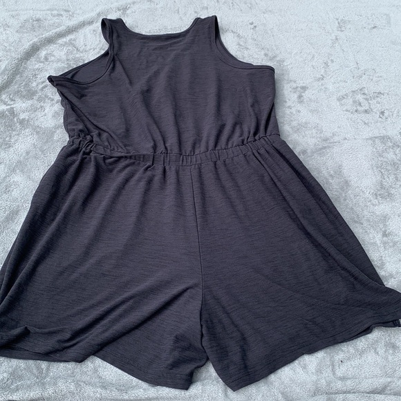 Like New Old Navy Breathe ON Active Tank Jumpsuit - Picture 9 of 9